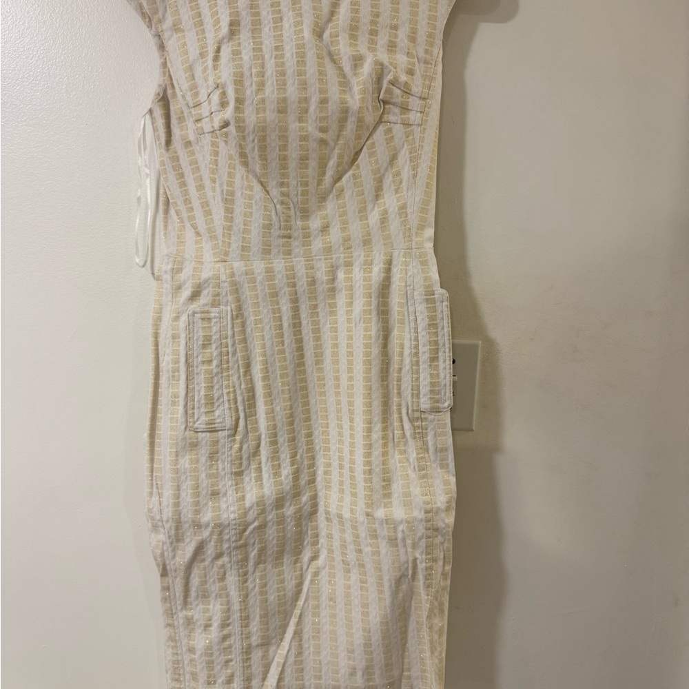Alberto Makali Gold and White Top